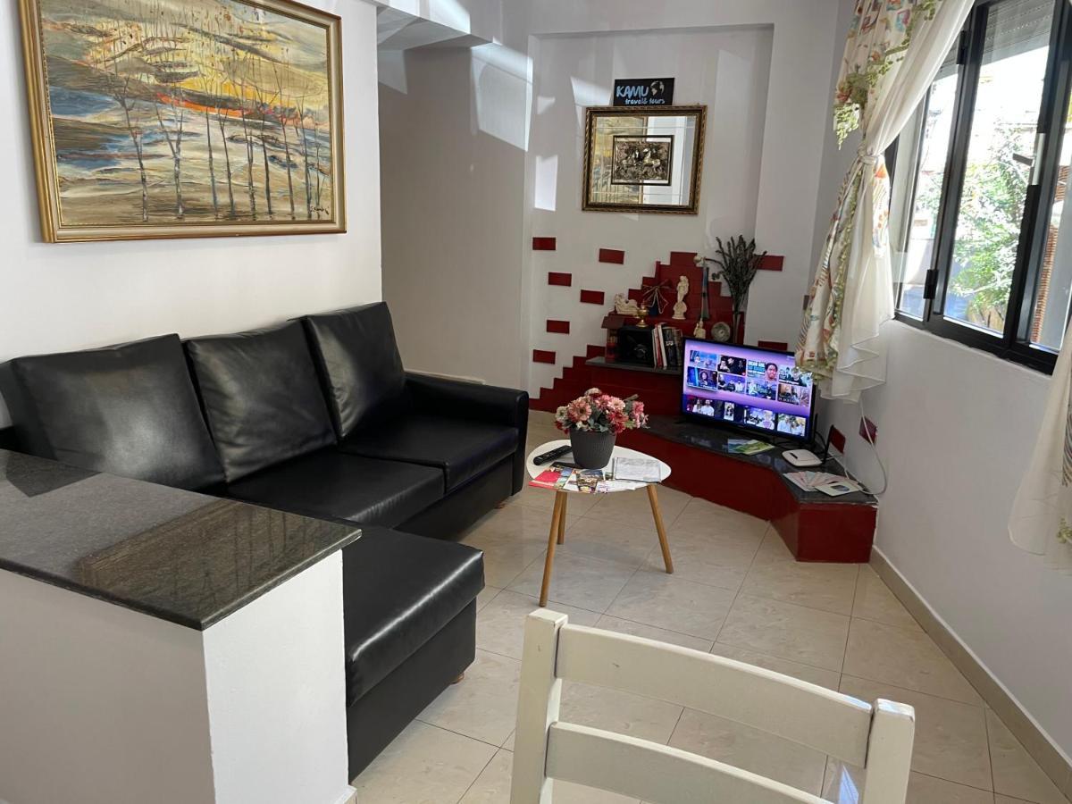 Kamu Center Tirana Apartment Luaran gambar